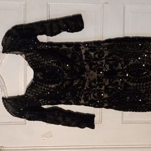 LONG BLACK SEQUINED EVENING DRESS NEVER WORN